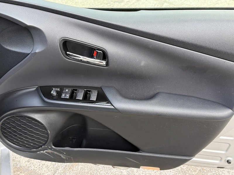 Used Toyota Prius 2025 for sale - 76047062: Photo 11