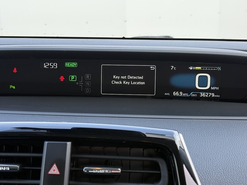 Used Toyota Prius 2025 for sale - 76047062: Photo 26