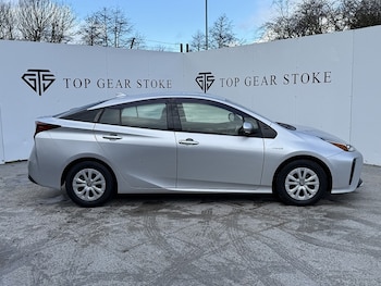 Used Toyota Prius 2025 for sale - 76047062: Photo 2
