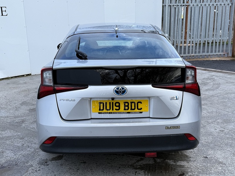 Used Toyota Prius 2025 for sale - 76047062: Photo 4