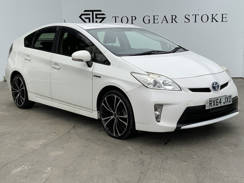 Used Toyota Prius 2020 for sale - 76047101: Photo 1