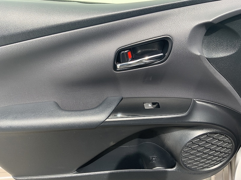 Used Toyota Prius 2023 for sale - 76047067: Photo 24