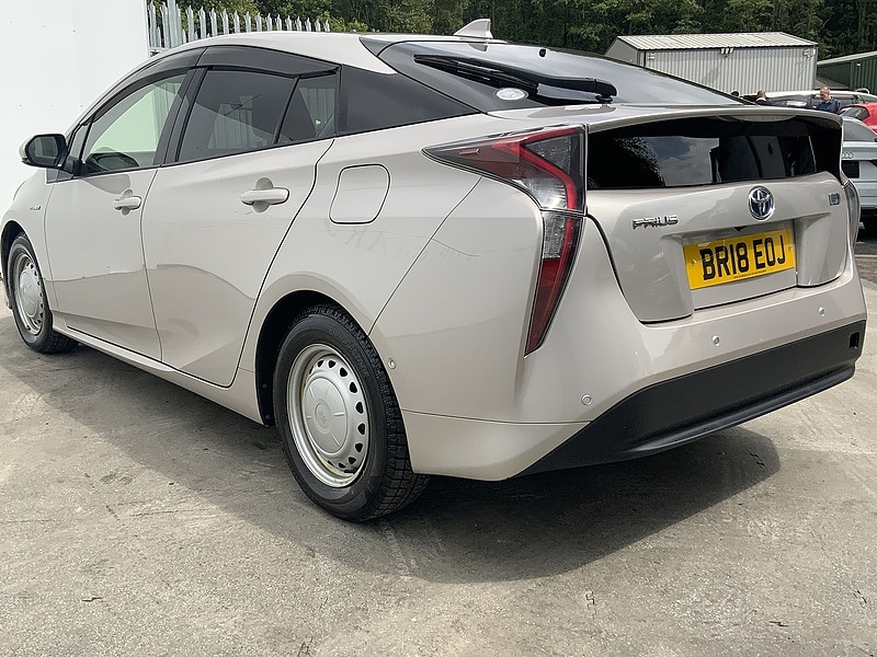 Used Toyota Prius 2023 for sale - 76047067: Photo 5