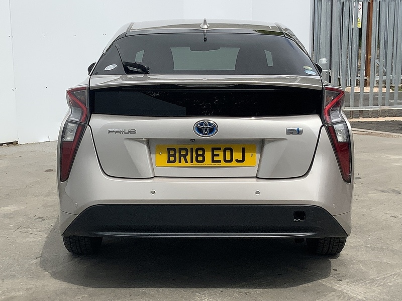 Used Toyota Prius 2023 for sale - 76047067: Photo 6
