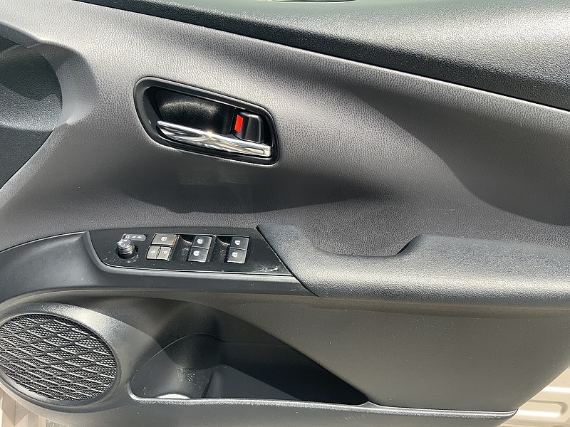 Used Toyota Prius 2023 for sale - 76047067: Photo 9