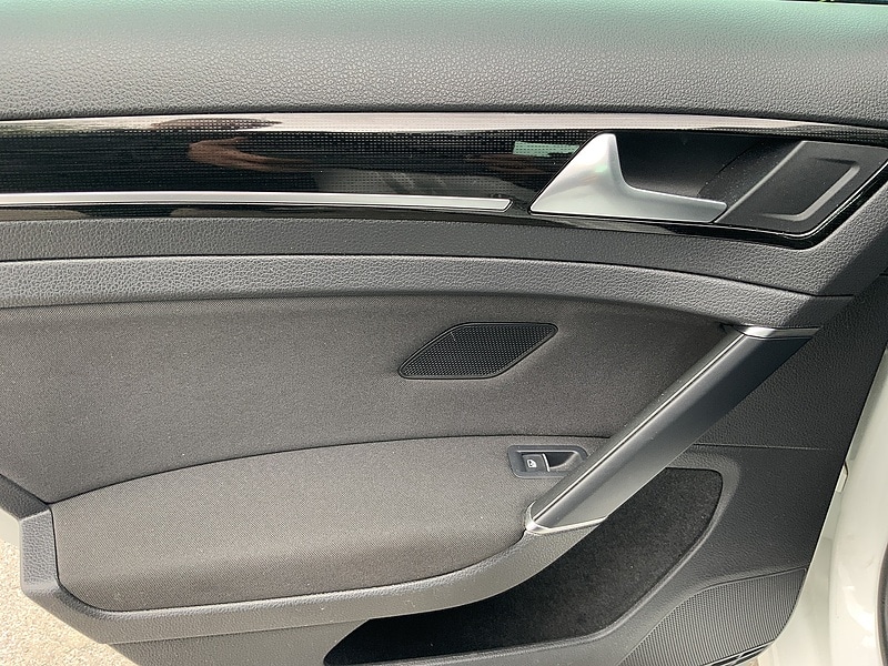 Used Volkswagen Golf 2024 for sale - 76047058: Photo 22