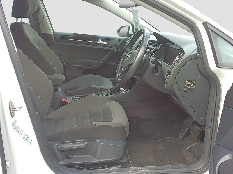 Used Volkswagen Golf 2024 for sale - 76047058: Photo 42