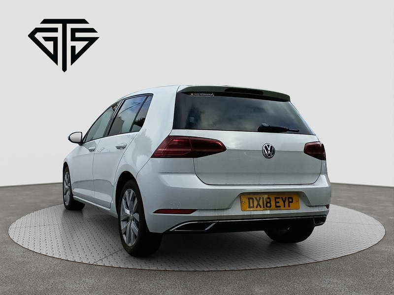 Used Volkswagen Golf 2024 for sale - 76047058: Photo 5