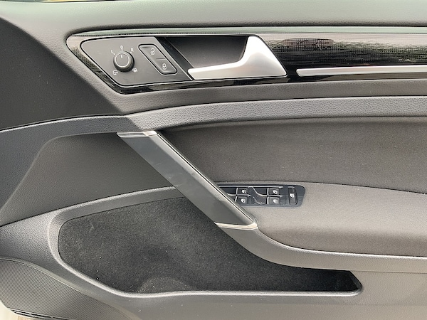 Used Volkswagen Golf 2024 for sale - 76047058: Photo 9