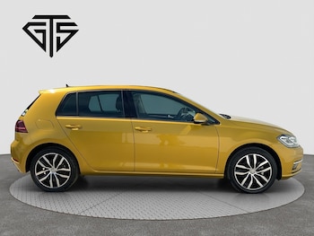 Used Volkswagen Golf 2018 for sale - 78793997: Photo