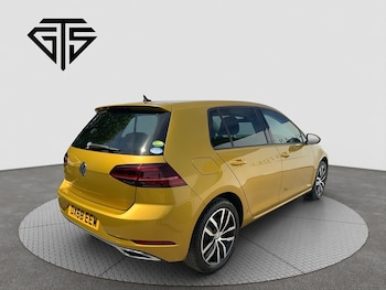 Used Volkswagen Golf 2018 for sale - 78793997: Photo