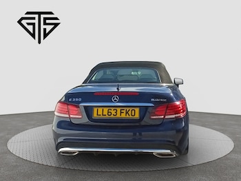 Used Mercedes-Benz E Class 2013 for sale - 78726538: Photo