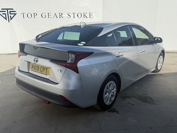 Used Toyota Prius 2025 for sale - 76047080: Photo 3