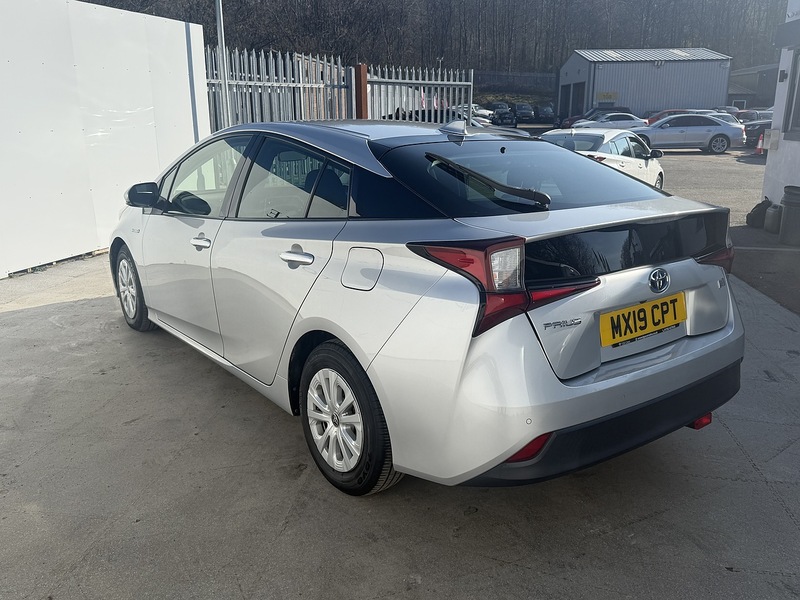 Used Toyota Prius 2025 for sale - 76047080: Photo 5