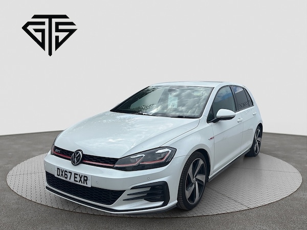 Used Volkswagen Golf 2024 for sale - 71730671: Photo 2