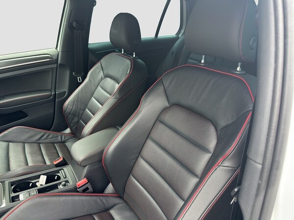 Used Volkswagen Golf 2024 for sale - 71730671: Photo 9