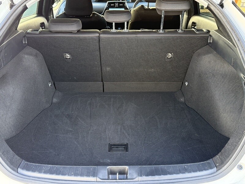 Used Toyota Prius 2024 for sale - 76047086: Photo 32