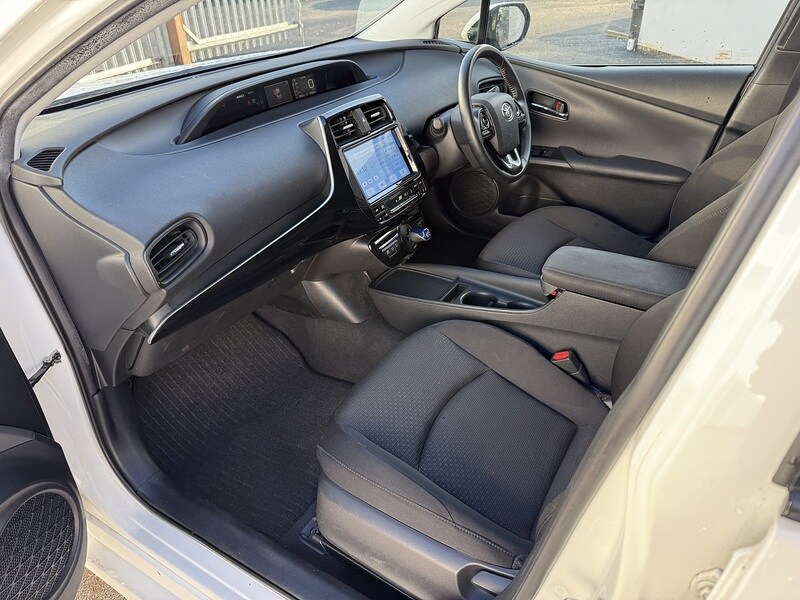 Used Toyota Prius 2024 for sale - 76047086: Photo 39