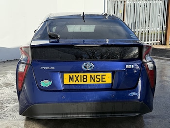 Used Toyota Prius 2024 for sale - 76047086: Photo 4