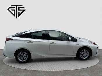 Used Toyota Prius 2020 for sale - 78712105: Photo