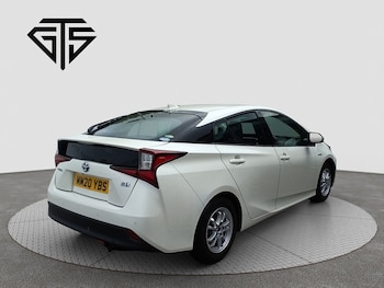 Used Toyota Prius 2020 for sale - 78712105: Photo