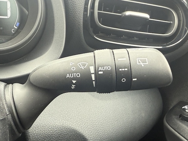 Used Toyota Yaris 2023 for sale - 75171838: Photo 27