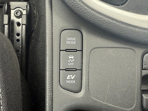 Used Toyota Yaris 2023 for sale - 75171838: Photo 37