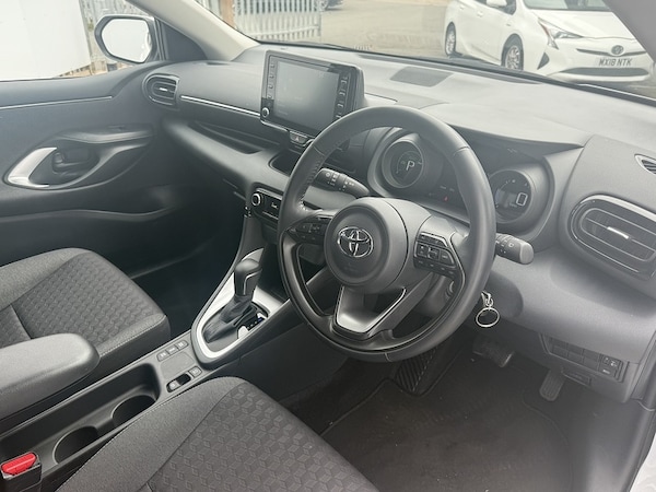 Used Toyota Yaris 2023 for sale - 75171838: Photo 6