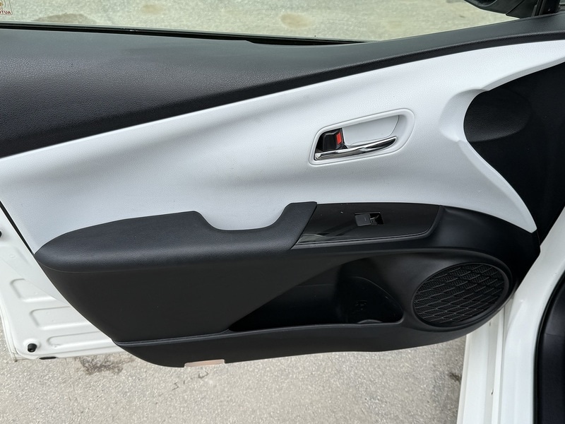 Used Toyota Prius 2025 for sale - 76047117: Photo 33