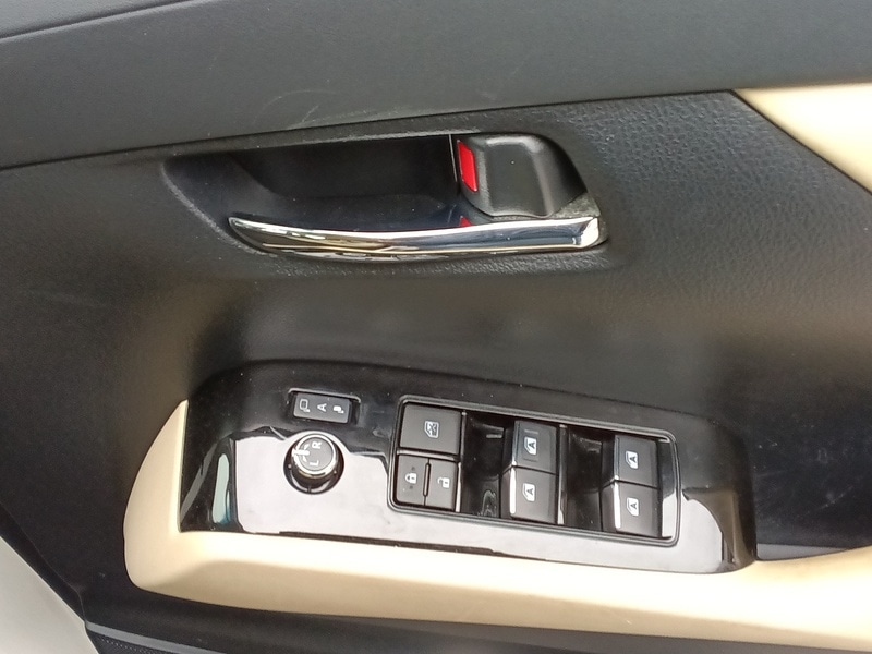 Used Toyota Alphard for sale - 77776357: Photo 13