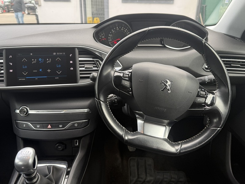 Used Peugeot 308 2018 for sale - 76047087: Photo 17