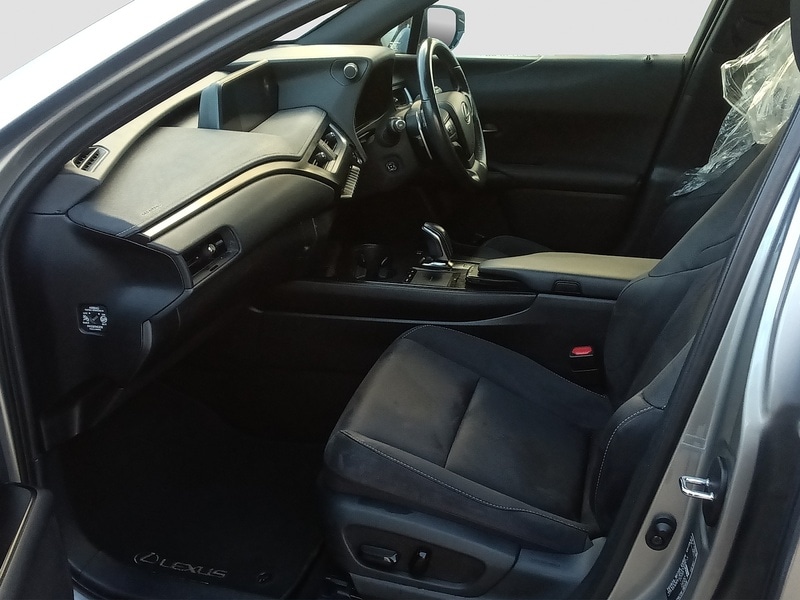 Used Lexus UX 2021 for sale - 77118219: Photo 14