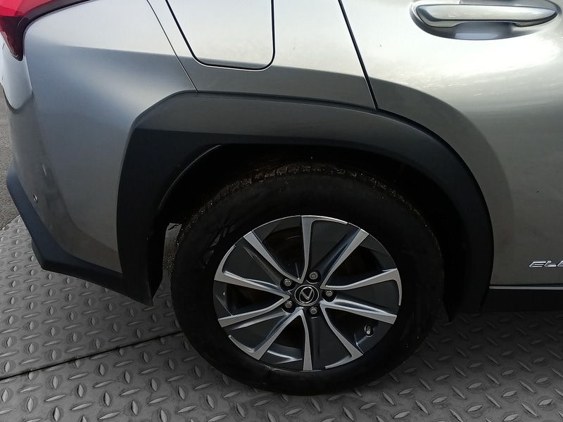 Used Lexus UX 2021 for sale - 77118219: Photo 23