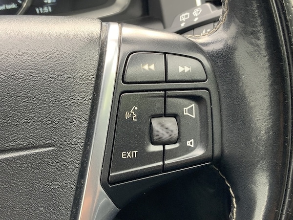 Used Volvo XC60 2015 for sale - 74997172: Photo 44