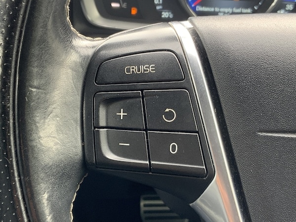Used Volvo XC60 2015 for sale - 74997172: Photo 45