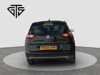 Used Renault Grand Scenic 2020 for sale - 75983140: Photo