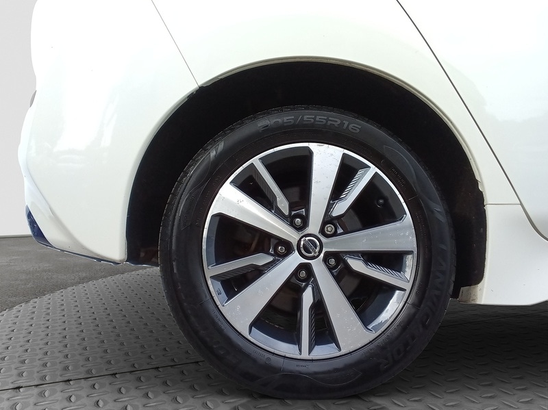 Used Nissan Leaf 2019 for sale - 76047110: Photo 24