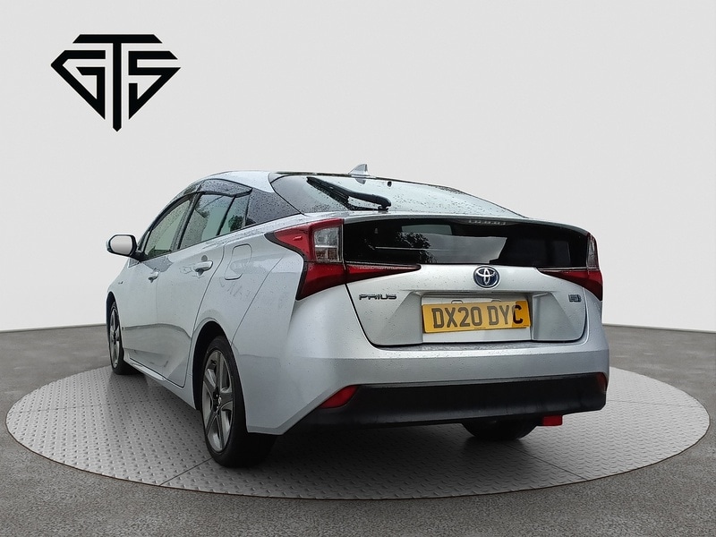 Used Toyota Prius for sale - 76232377: Photo 4