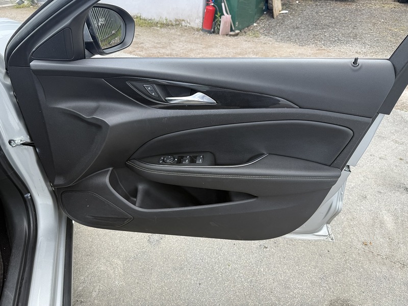 Used Vauxhall Insignia 2020 for sale - 76047018: Photo 12