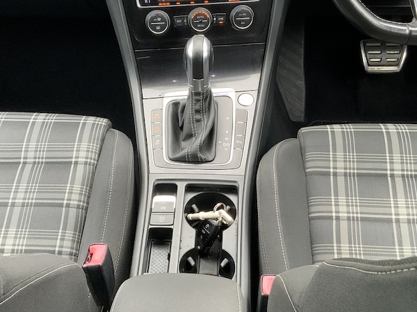 Used Volkswagen Golf 2016 for sale - 75611914: Photo 19