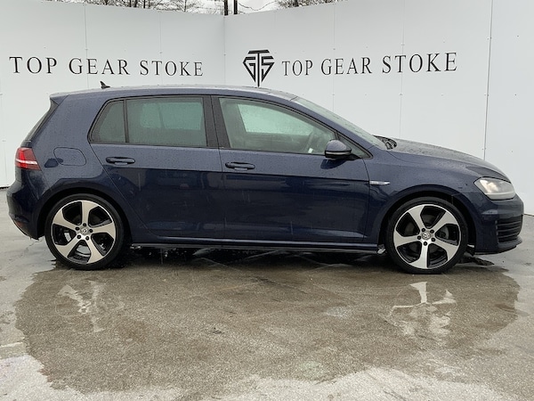 Used Volkswagen Golf 2016 for sale - 75611914: Photo 2