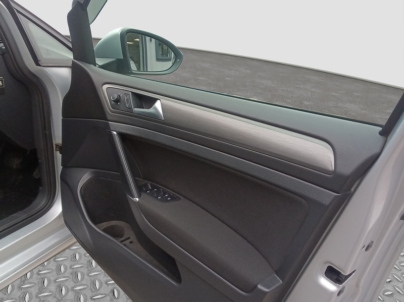 Used Volkswagen Golf 2025 for sale - 76106299: Photo 14