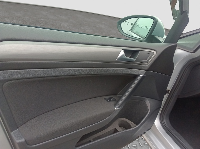 Used Volkswagen Golf 2025 for sale - 76106299: Photo 16