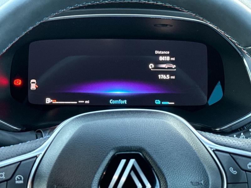 Used Renault Captur 2024 for sale - 76797107: Photo 15