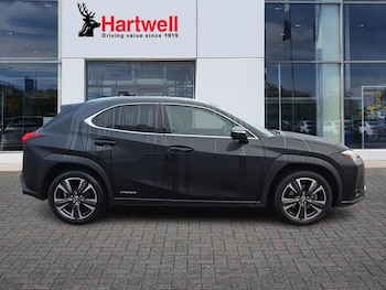 Used Lexus UX 2020 for sale - 77059268: Photo
