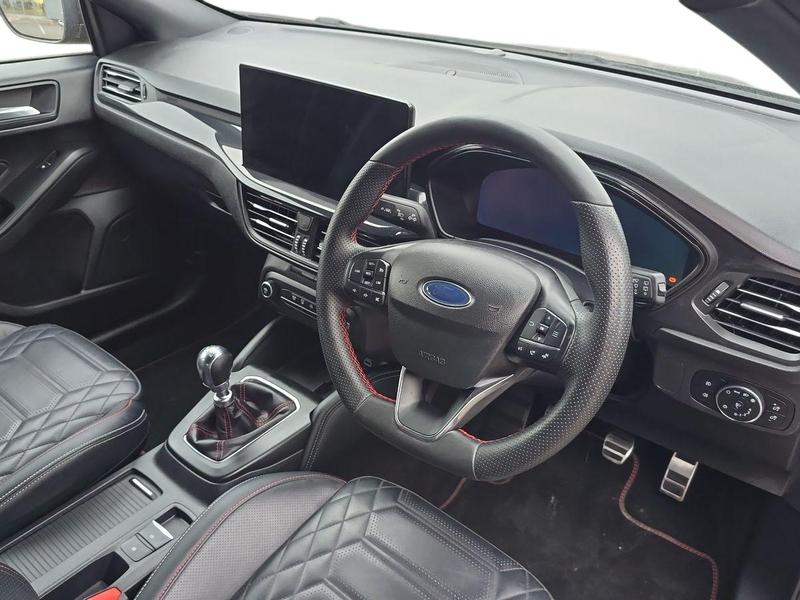 Used Ford Focus 2023 for sale - 77336007: Photo 11