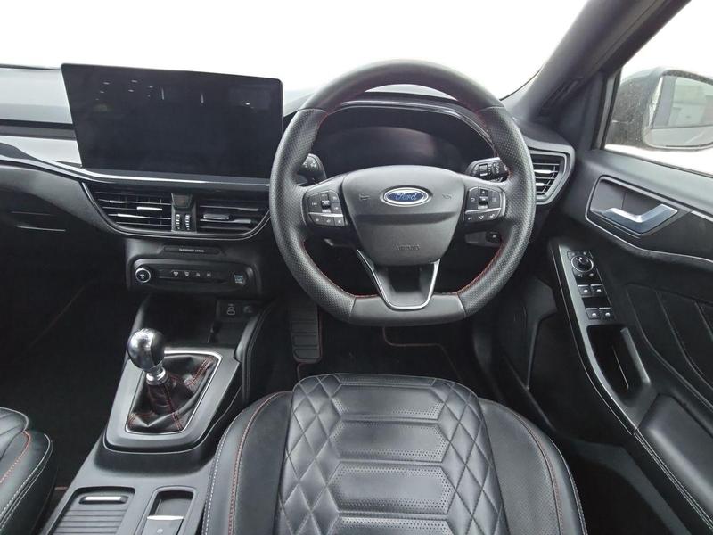 Used Ford Focus 2023 for sale - 77336007: Photo 13