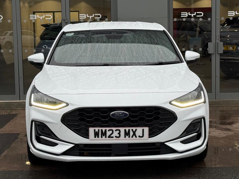 Used Ford Focus 2023 for sale - 76691087: Photo 2