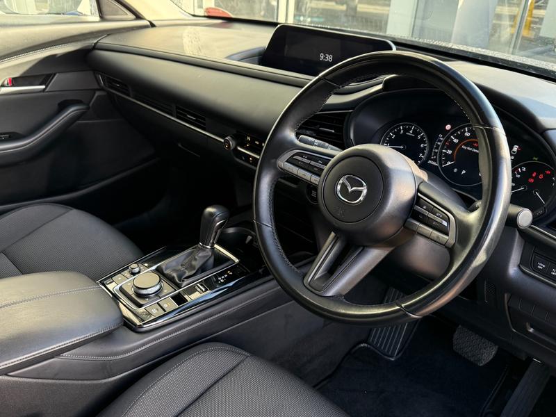 Used Mazda CX-30 2023 for sale - 76730331: Photo 9