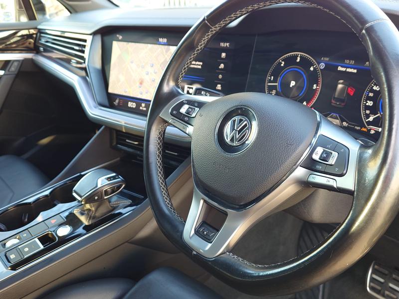 Used Volkswagen Touareg 2019 for sale - 76730362: Photo 11